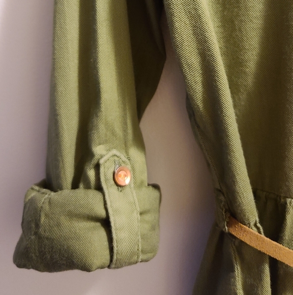 🎸3/$15 Sz5 Carter's dress - Picture 6 of 10